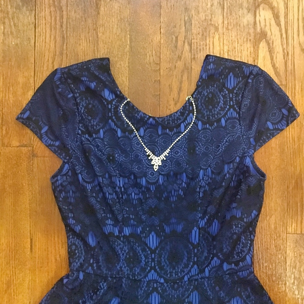 BEAUTIFUL Blue with Black Lace Tea Length Dress!